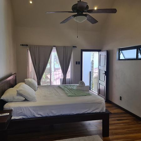 Hona Beach Hotel Dominical Quarto foto